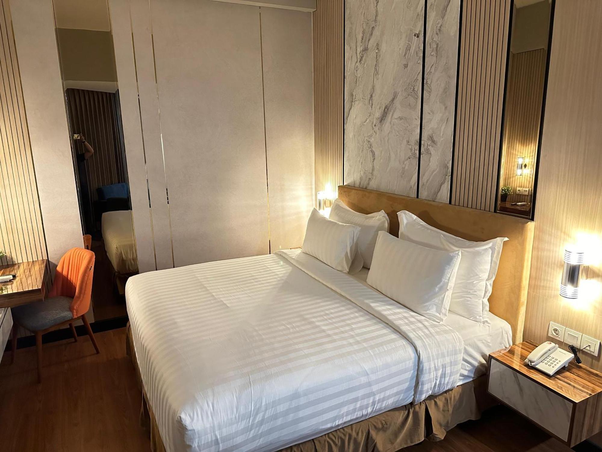 D'Primahotel Jemursari สุราบายา ภายนอก รูปภาพ