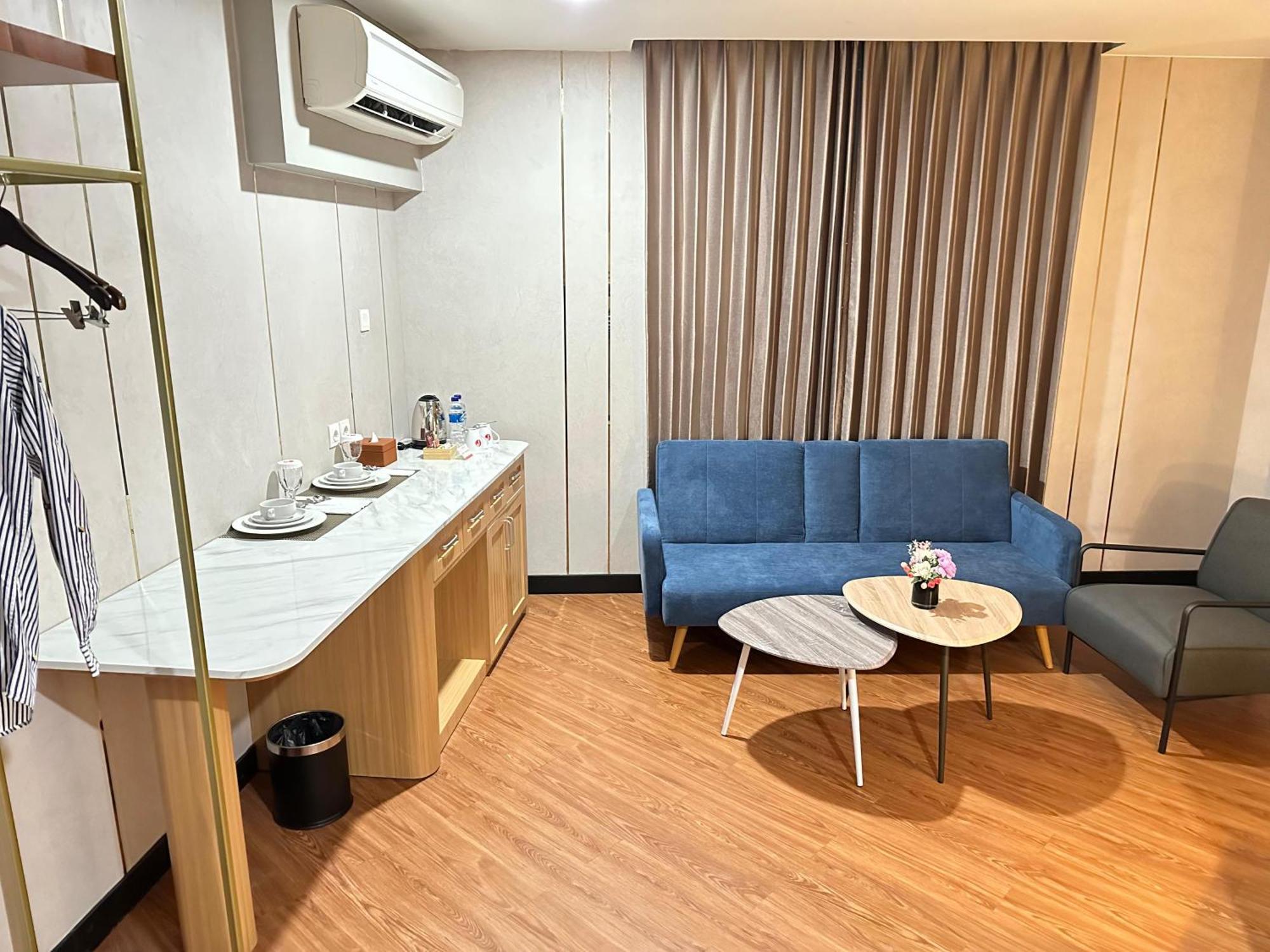 D'Primahotel Jemursari สุราบายา ภายนอก รูปภาพ